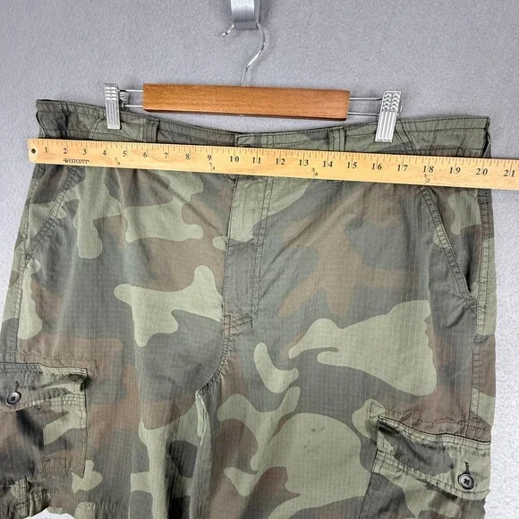 Tony Hawk Camo Cargo Shorts Mens 40 Woodland Camouflage Outdoors Skater - Picture 5 of 12